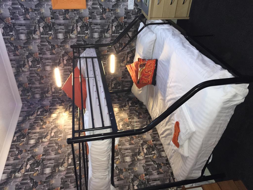 Bradleys Hotel Blackpool Room photo