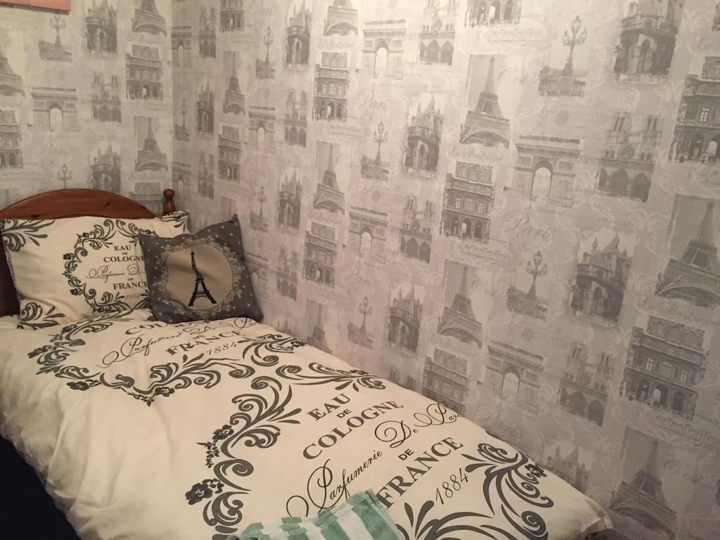 Bradleys Hotel Blackpool Room photo