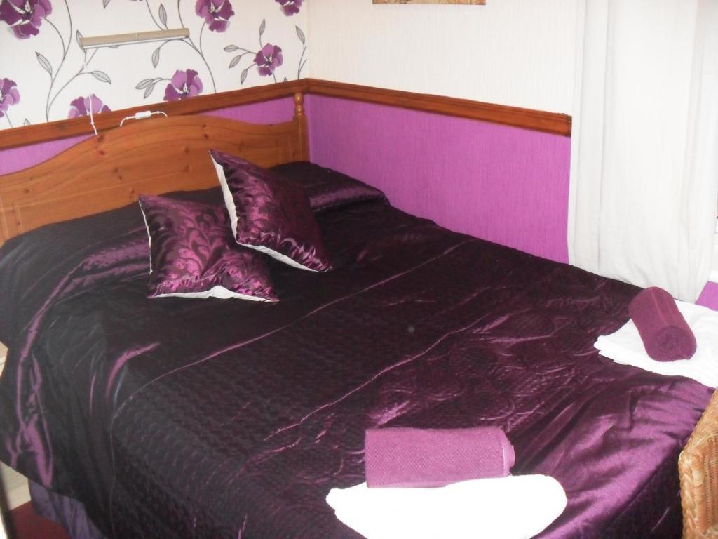 Bradleys Hotel Blackpool Room photo